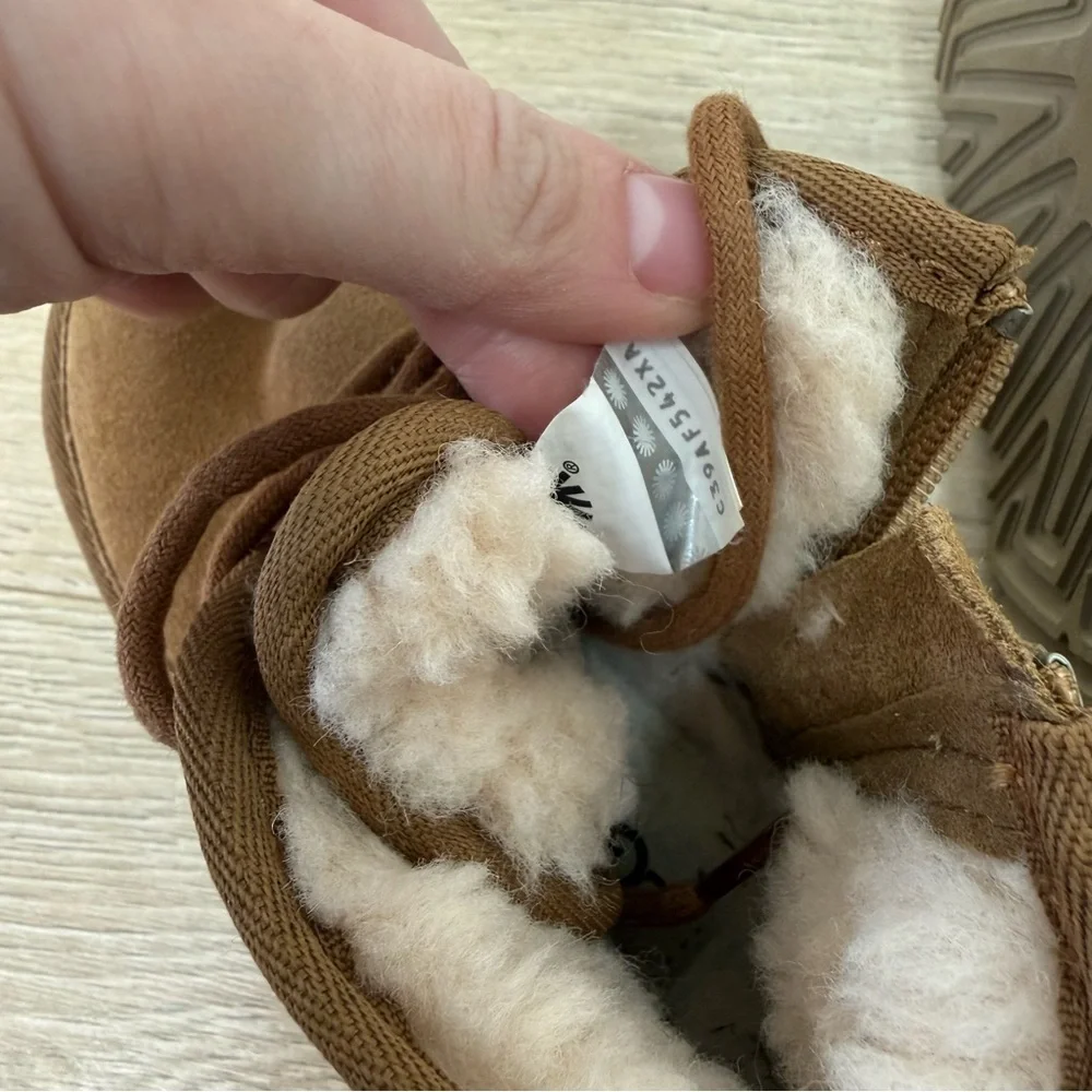UGG chestnut neumel